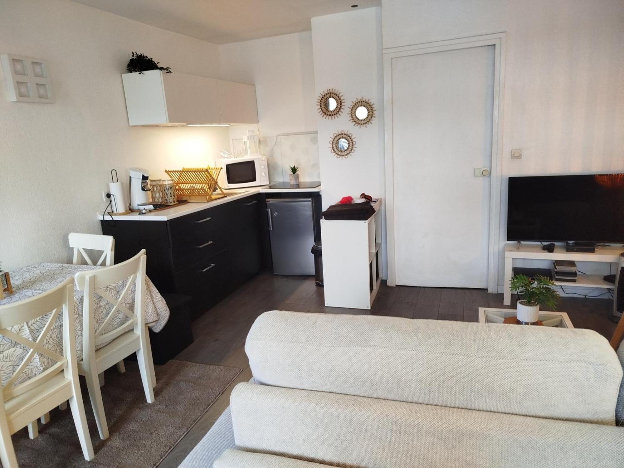 Port Studio Piscine, Parking, Prive,Navette Aeroport แอกด์ ภายนอก รูปภาพ